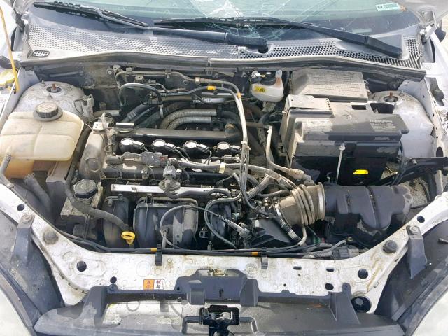 1FAFP31N57W335608 - 2007 FORD FOCUS ZX3 WHITE photo 7