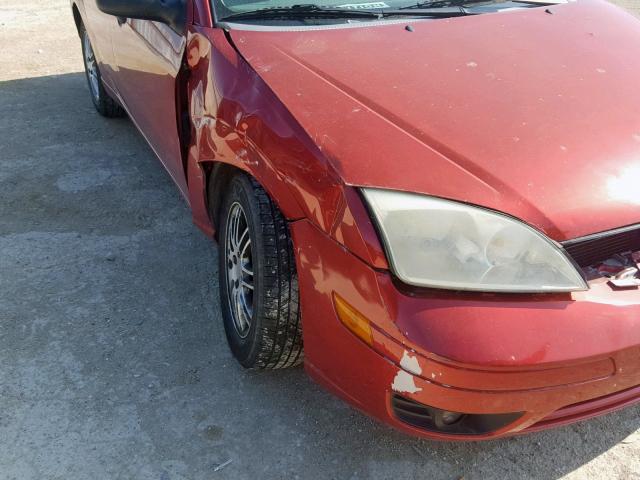 1FAFP34N35W168156 - 2005 FORD FOCUS ZX4 RED photo 9