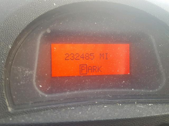 2G2WP552561247187 - 2006 PONTIAC GRAND PRIX SILVER photo 8