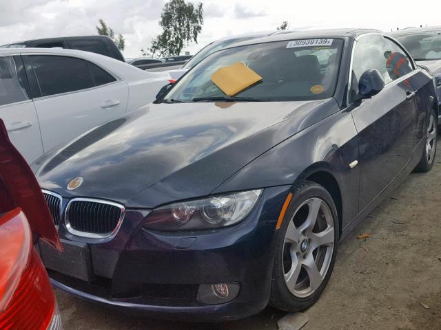 WBAWR33508P153972 - 2008 BMW 328 I SULE BLUE photo 2