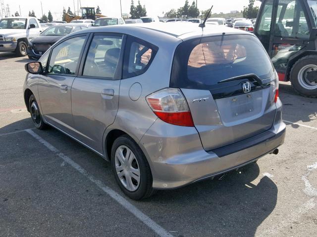 JHMGE88219S015661 - 2009 HONDA FIT GRAY photo 3