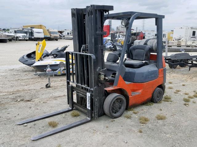 00000000000075231 - 2002 TOYOTA FORKLIFT ORANGE photo 2