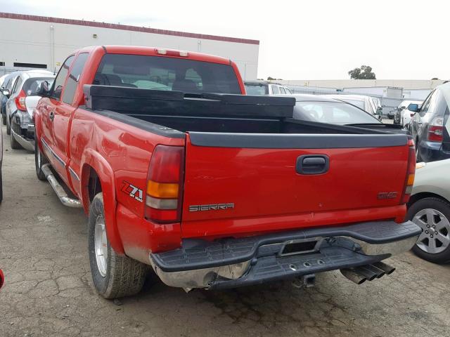 1GTEK19TXYE430779 - 2000 GMC NEW SIERRA RED photo 3