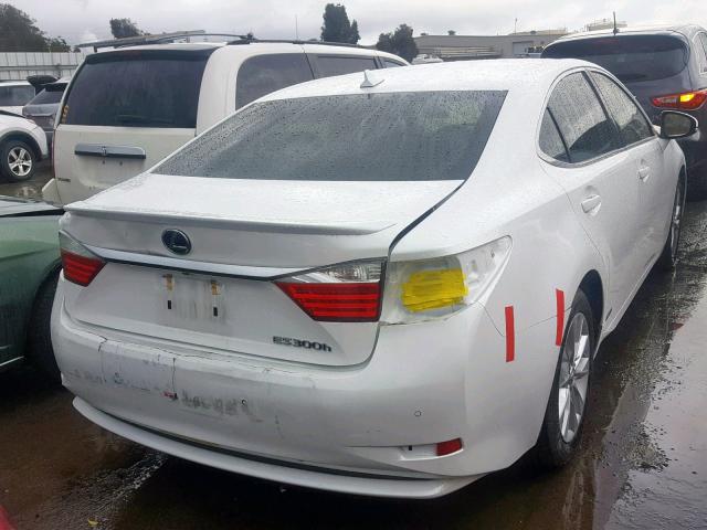 JTHBW1GG6D2022688 - 2013 LEXUS ES 300H WHITE photo 4