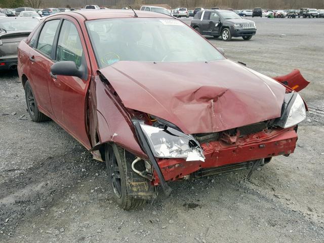 1FAFP34N55W292154 - 2005 FORD FOCUS ZX4 RED photo 1