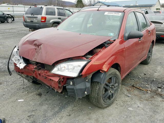 1FAFP34N55W292154 - 2005 FORD FOCUS ZX4 RED photo 2
