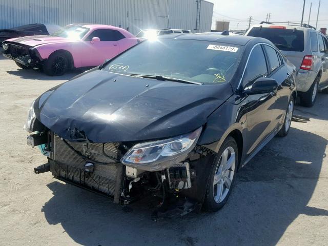 1G1RC6S59JU111093 - 2018 CHEVROLET VOLT LT BLACK photo 2