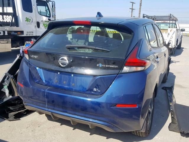 1N4AZ1CP8JC311593 - 2018 NISSAN LEAF S BLUE photo 4