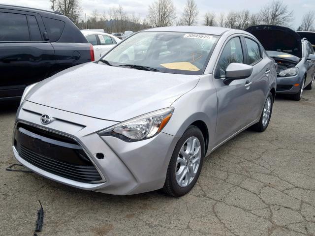 3MYDLBZV7GY138008 - 2016 TOYOTA SCION IA SILVER photo 2