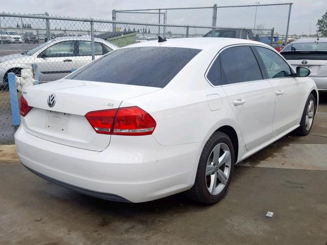 1VWBP7A35CC028186 - 2012 VOLKSWAGEN PASSAT SE WHITE photo 4