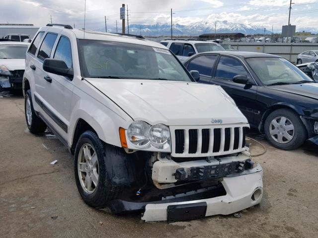 1J4GR48K35C541058 - 2005 JEEP GRAND CHER WHITE photo 1