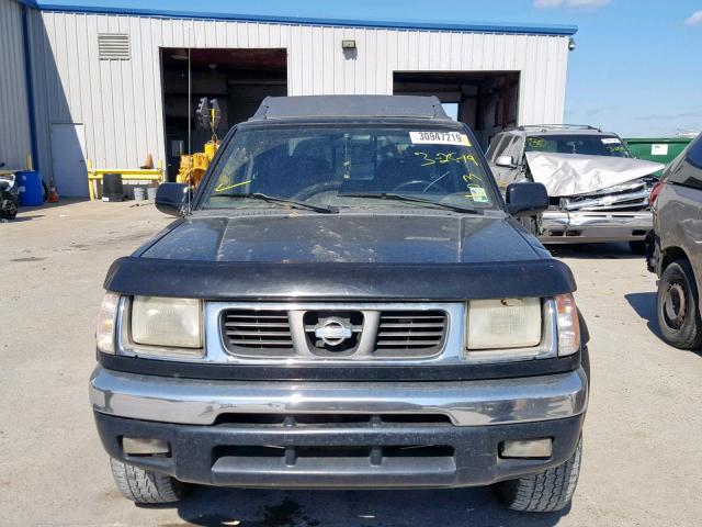 1N6ED27T2YC374297 - 2000 NISSAN FRONTIER C BLACK photo 9