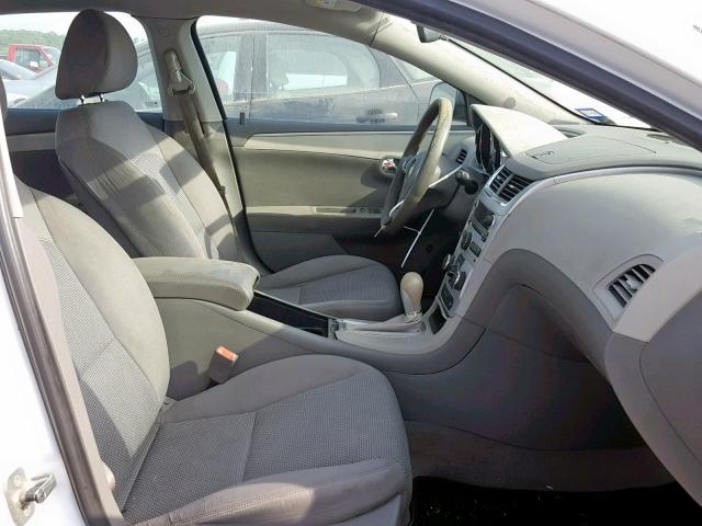 1G1ZA5E08AF254511 - 2010 CHEVROLET MALIBU LS WHITE photo 5