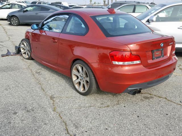 WBAUC73558VF24705 - 2008 BMW 135 I RED photo 3