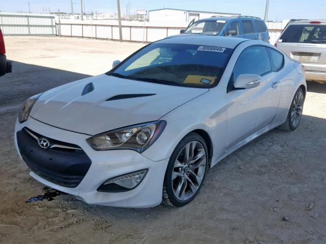 KMHHU6KJ5FU122091 - 2015 HYUNDAI GENESIS CO WHITE photo 2