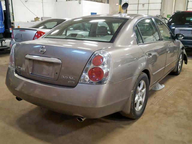 1N4BL11E85C142608 - 2005 NISSAN ALTIMA SE BROWN photo 4