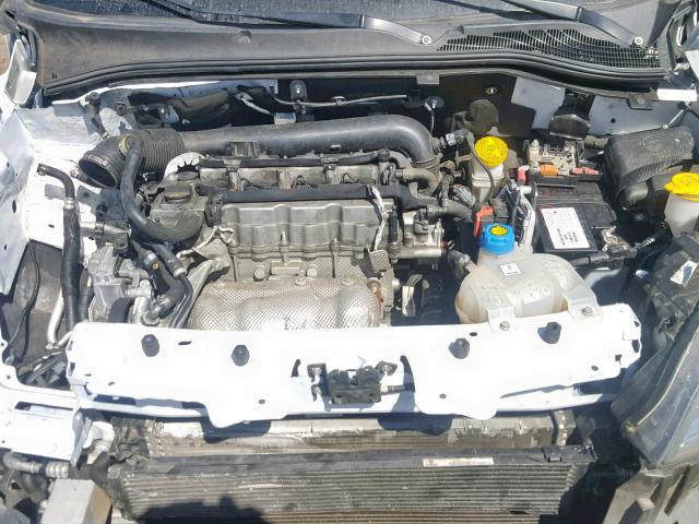 ZFBERFATXG6B39282 - 2016 RAM PROMASTER 白色 照片 7