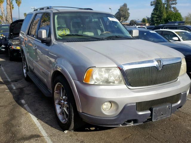5LMFU28R14LJ13434 - 2004 LINCOLN NAVIGATOR 白色 照片 1