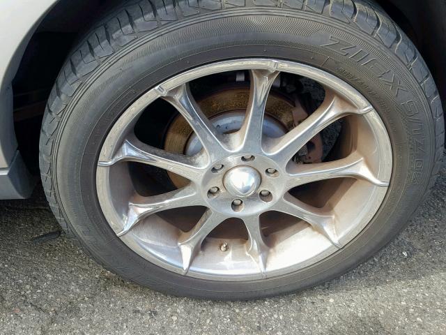 5LMFU28R14LJ13434 - 2004 LINCOLN NAVIGATOR 白色 照片 9