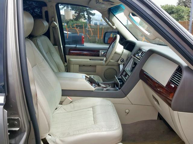 5LMFU28R64LJ38524 - 2004 LINCOLN NAVIGATOR Qəhvəyi foto 5