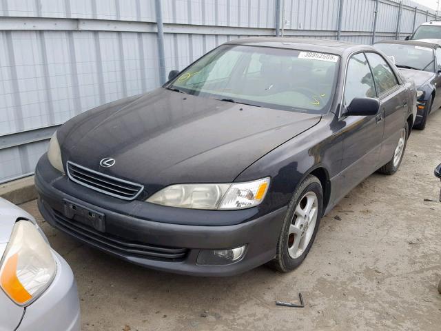 JT8BF28G2Y0283323 - 2000 LEXUS ES 300 BLACK photo 2