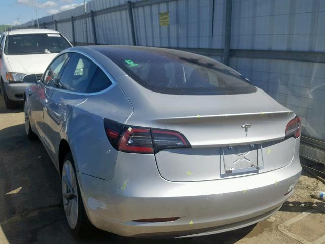 5YJ3E1EA2HF002495 - 2017 TESLA MODEL 3 SILVER photo 3