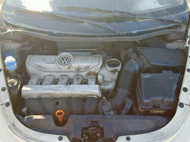 3VWRW31C06M413751 - 2006 VOLKSWAGEN NEW BEETLE Creme Foto 7