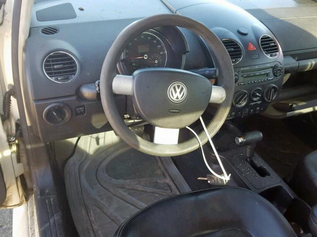 3VWRW31C06M413751 - 2006 VOLKSWAGEN NEW BEETLE Creme Foto 9