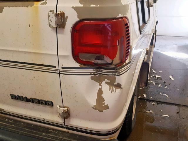 2B6HB11X32K133744 - 2002 DODGE RAM VAN B1 WHITE photo 10