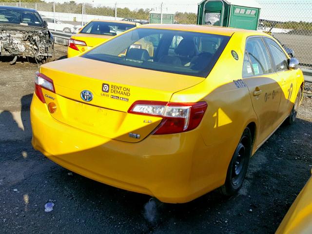 4T1BD1FK1CU044299 - 2012 TOYOTA CAMRY HYBR YELLOW photo 4