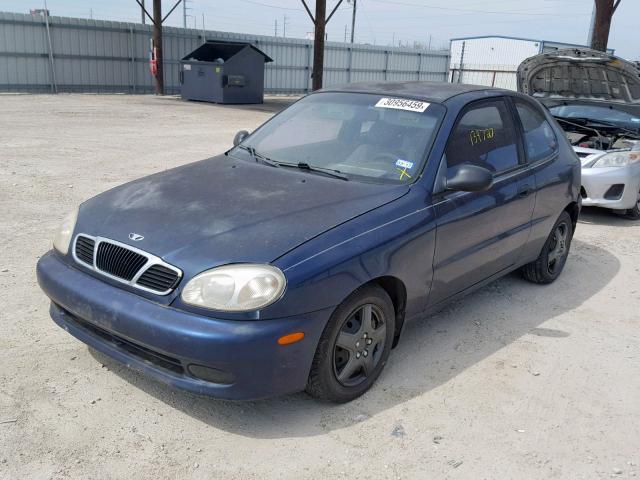 KLATA22652B701901 - 2002 DAEWOO LANOS S BLUE photo 2