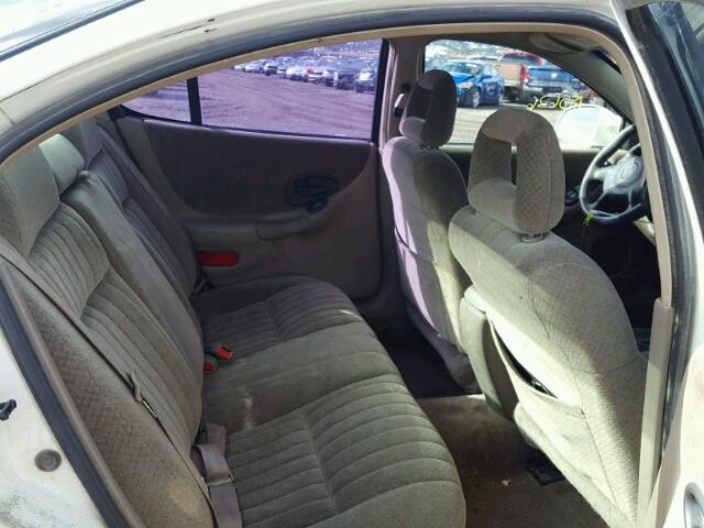 1G2WK52J82F257130 - 2002 PONTIAC GRAND PRIX WHITE photo 6