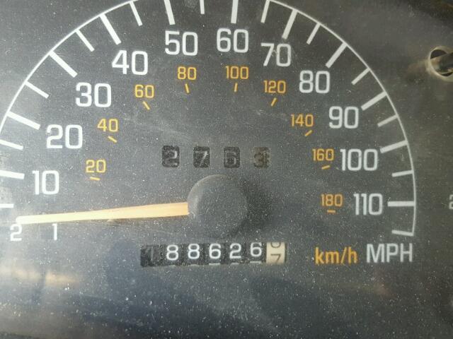 1G2WK52J82F257130 - 2002 PONTIAC GRAND PRIX WHITE photo 8