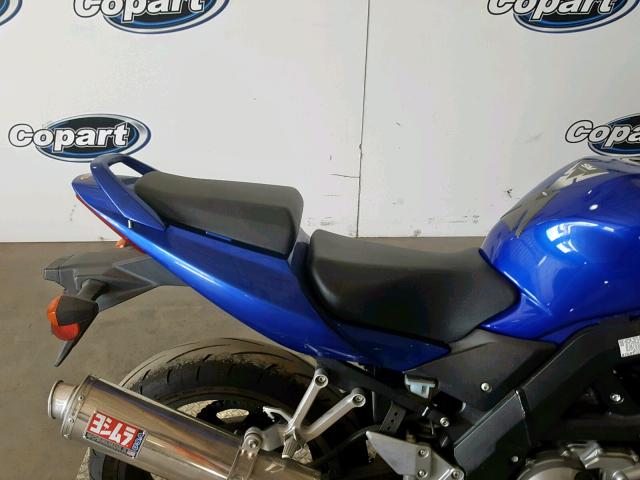 JS1VP53A152104411 - 2005 SUZUKI SV650 BLUE photo 6