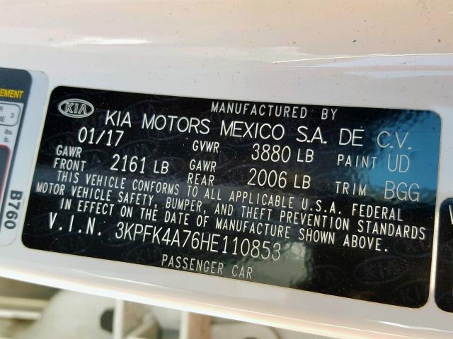 3KPFK4A76HE110853 - 2017 KIA FORTE LX WHITE photo 10