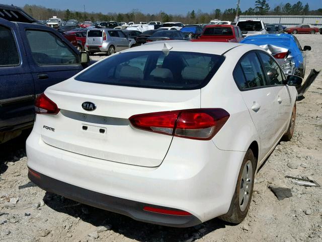 3KPFK4A76HE110853 - 2017 KIA FORTE LX WHITE photo 4