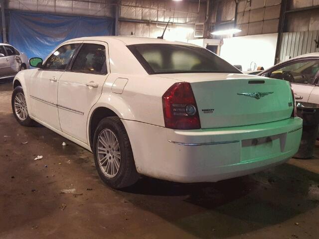 2C3KA53G78H241433 - 2008 CHRYSLER 300 TOURIN CREAM photo 3