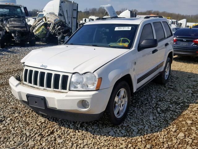 1J4HR48N56C240520 - 2006 JEEP GRAND CHER WHITE photo 2