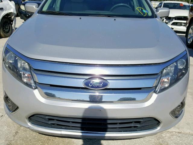 3FAHP0JG4AR383300 - 2010 FORD FUSION SEL SILVER photo 9