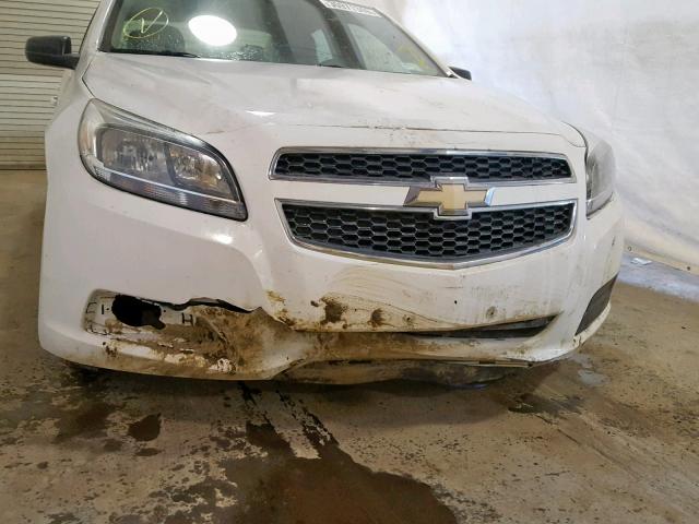 1G11B5SA0DF269340 - 2013 CHEVROLET MALIBU LS WHITE photo 9