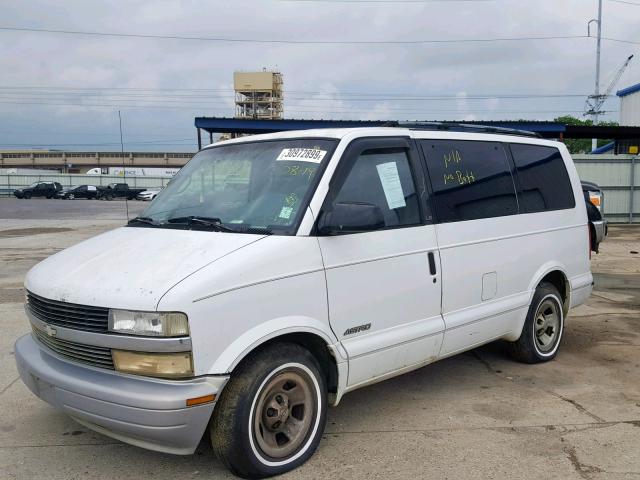 1GNDM19W3XB146384 - 1999 CHEVROLET ASTRO WHITE photo 2