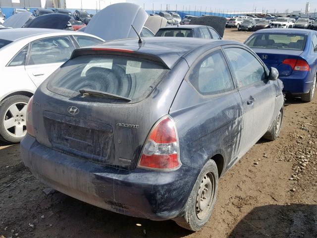 KMHCN3BC7BU204714 - 2011 HYUNDAI ACCENT SE GRAY photo 4