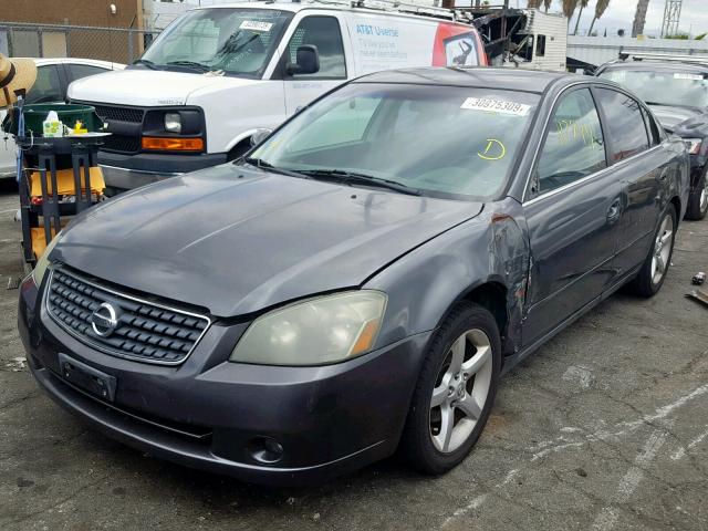 1N4BL11DX5C189064 - 2005 NISSAN ALTIMA SE GRAY photo 2