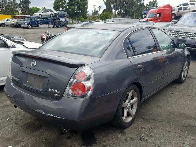 1N4BL11DX5C189064 - 2005 NISSAN ALTIMA SE GRAY photo 4