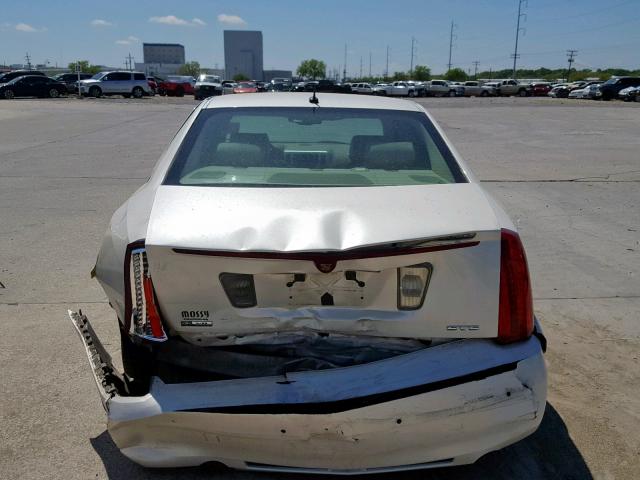 1G6DZ67A680176056 - 2008 CADILLAC STS WHITE photo 9