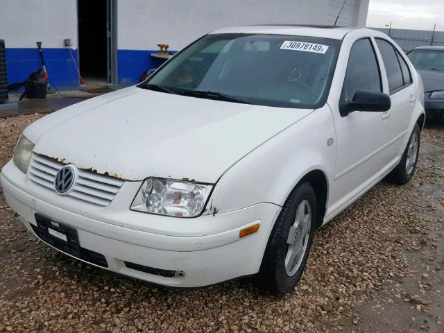 3VWSA29M4YM138136 - 2000 VOLKSWAGEN JETTA GLS WHITE photo 2