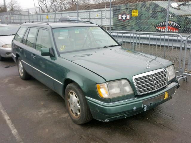 WDBEA92E7SF306434 - 1995 MERCEDES-BENZ E 320 GREEN photo 1