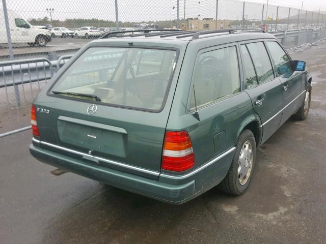 WDBEA92E7SF306434 - 1995 MERCEDES-BENZ E 320 GREEN photo 4