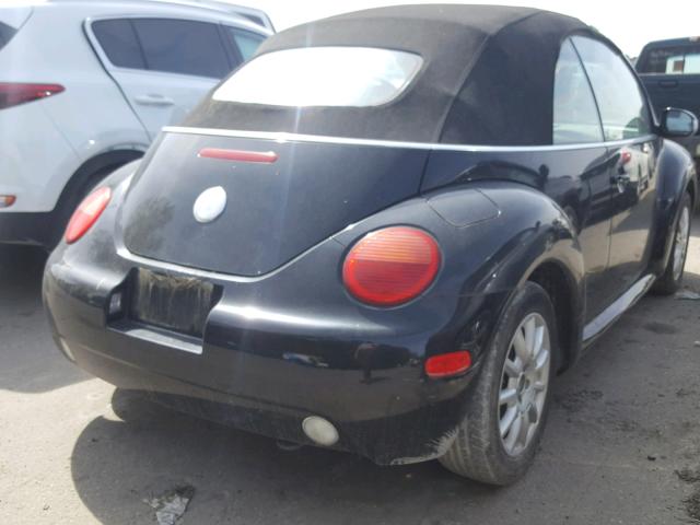 3VWCM31Y55M300853 - 2005 VOLKSWAGEN NEW BEETLE შავი ფოტო 4