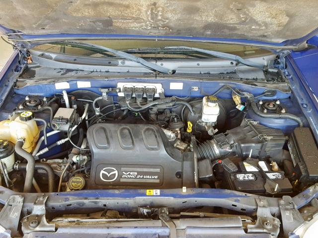 4F2YZ04135KM02067 - 2005 MAZDA TRIBUTE S BLUE photo 7